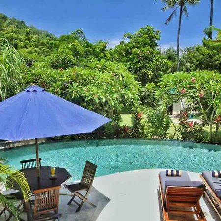 Villa Serene & Spa Mangsit Dış mekan fotoğraf